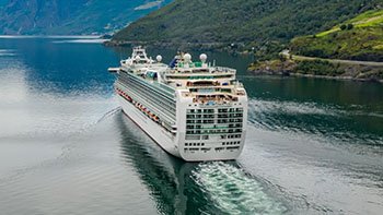 cruise-ship-cruise-liners-on-sognefjord-or-sognef-2026-01-08-06-31-39-utc